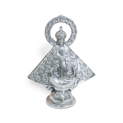 Virgen de Nuestra Señora de Zapopan de pewter con base artesana