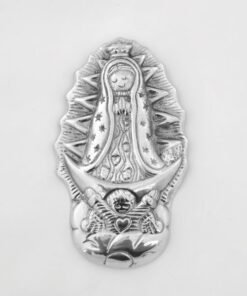 Virgencita Plis corona chica de pewter con colgadera artesanal