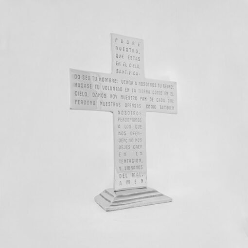 Cruz Padre Nuestro Grande de pewter con base y oración grabada