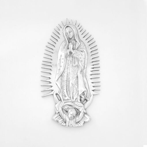 Virgen de Guadalupe mediana de pewter con colgadera artesanal