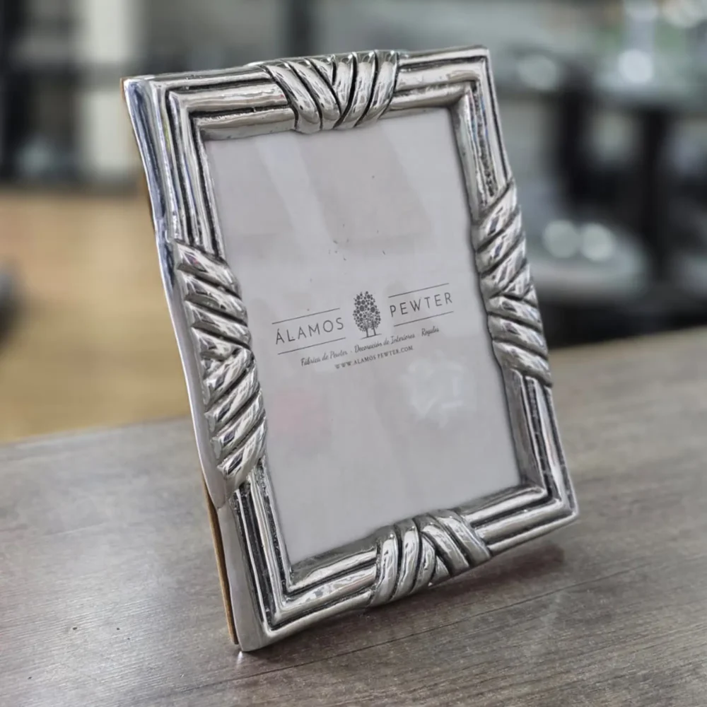 Porta Retrato Lazos Clasico