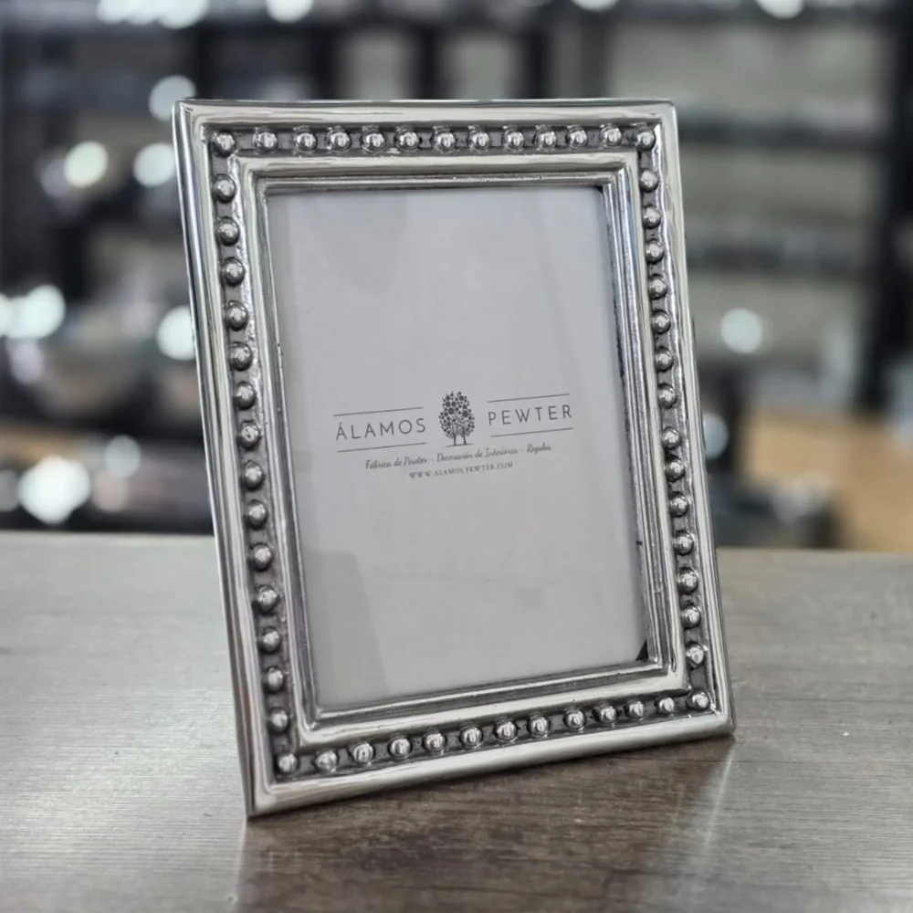 Porta Retrato Perlas Mediano