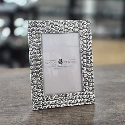 Porta Retrato Piedritas con Punto