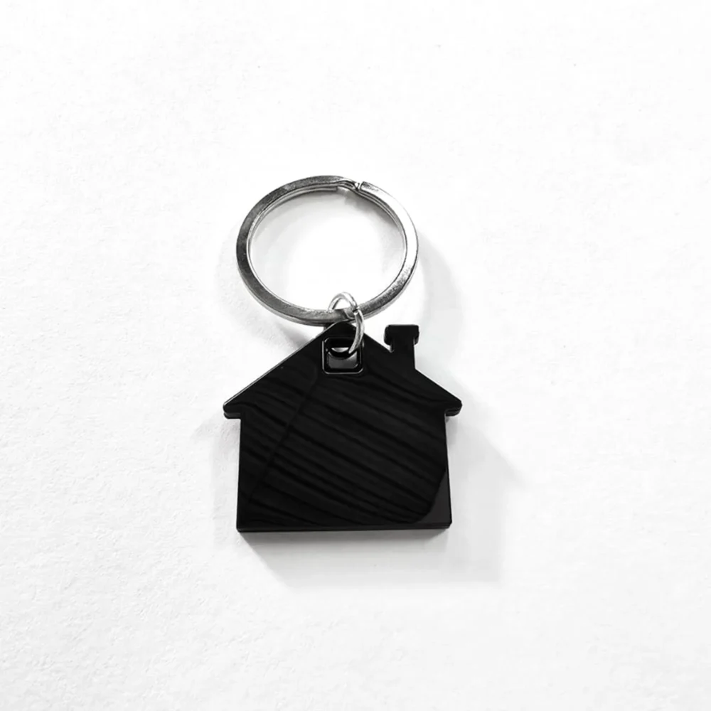 Llavero Casita Black Personalizable