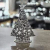 Pino Navideño con Adornos